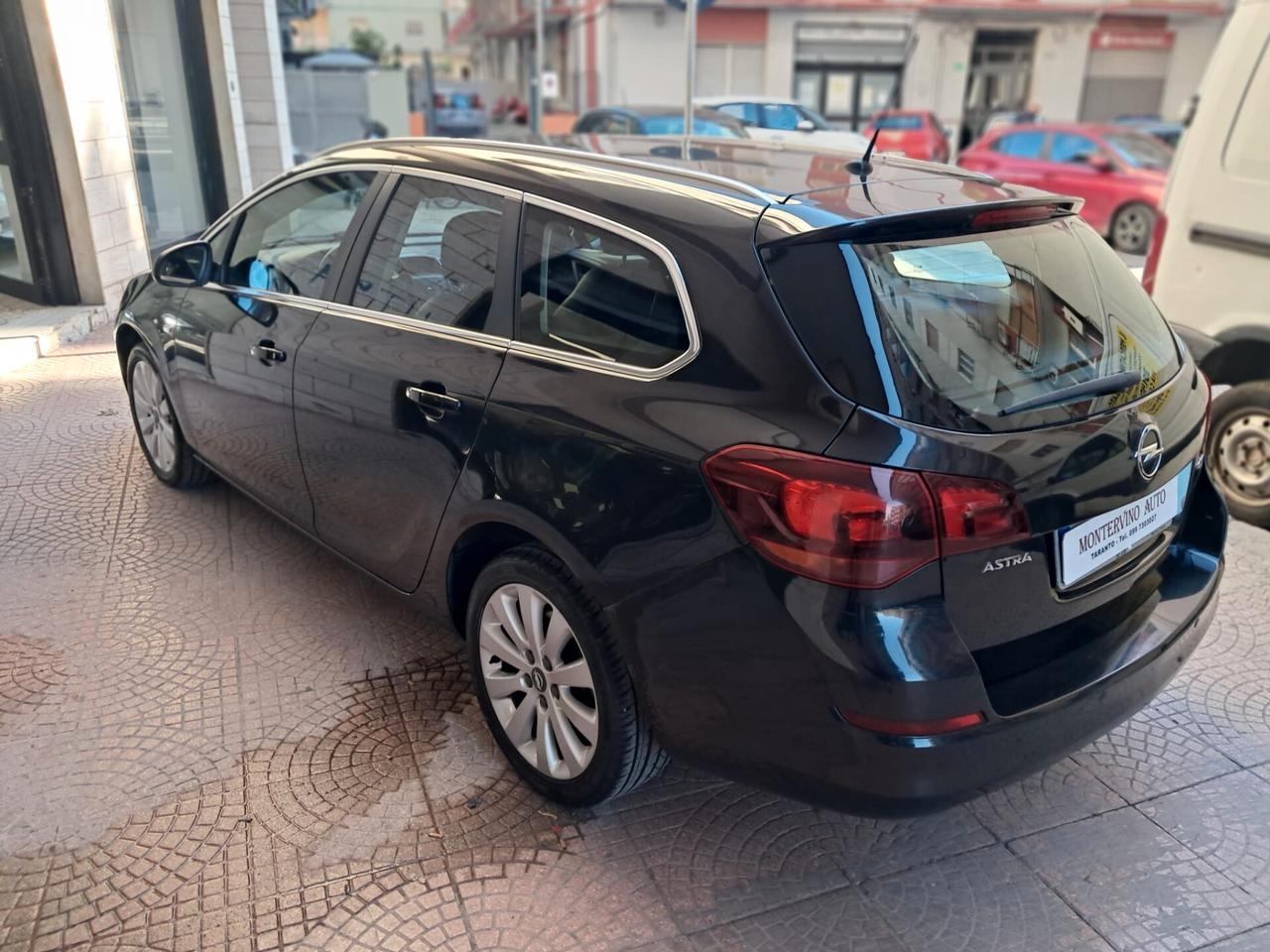 Opel Astra 1.7 CDTI 110CV Sports Tourer Cosmo-Euro4690