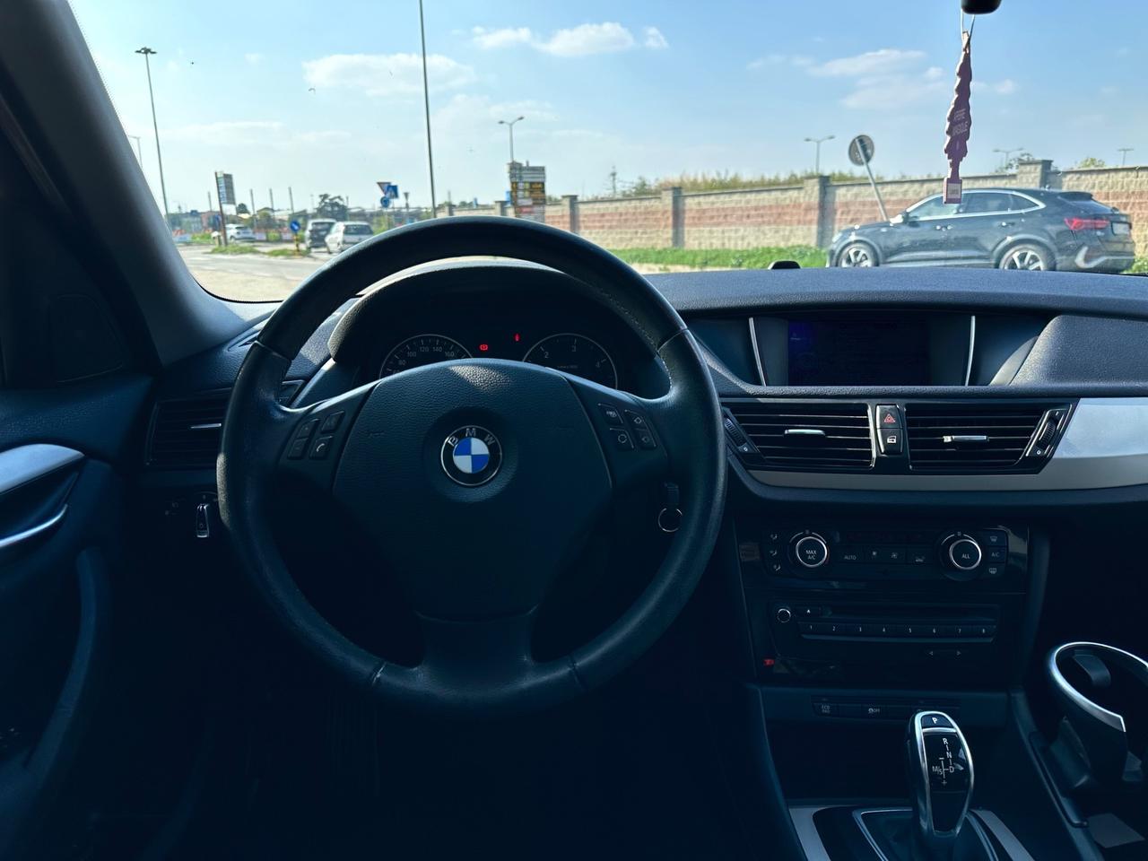 Bmw X1 sDrive18d X Line