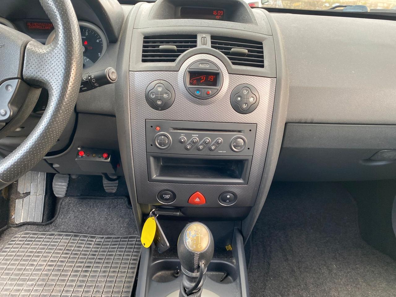 Renault megane 1.9 dCi 120cv SW FULL OPT NUOVA 2005