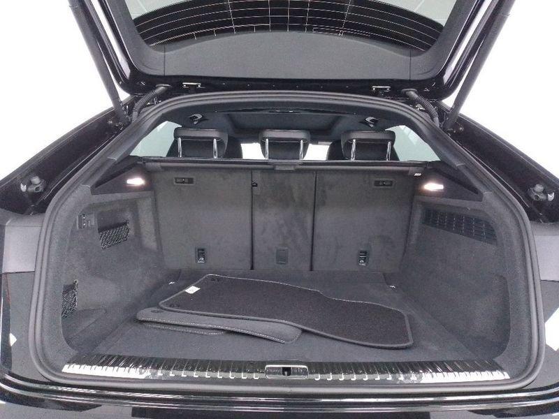 Audi Q8 3.0 tdi mhev S line edition quattro 286cv tiptronic