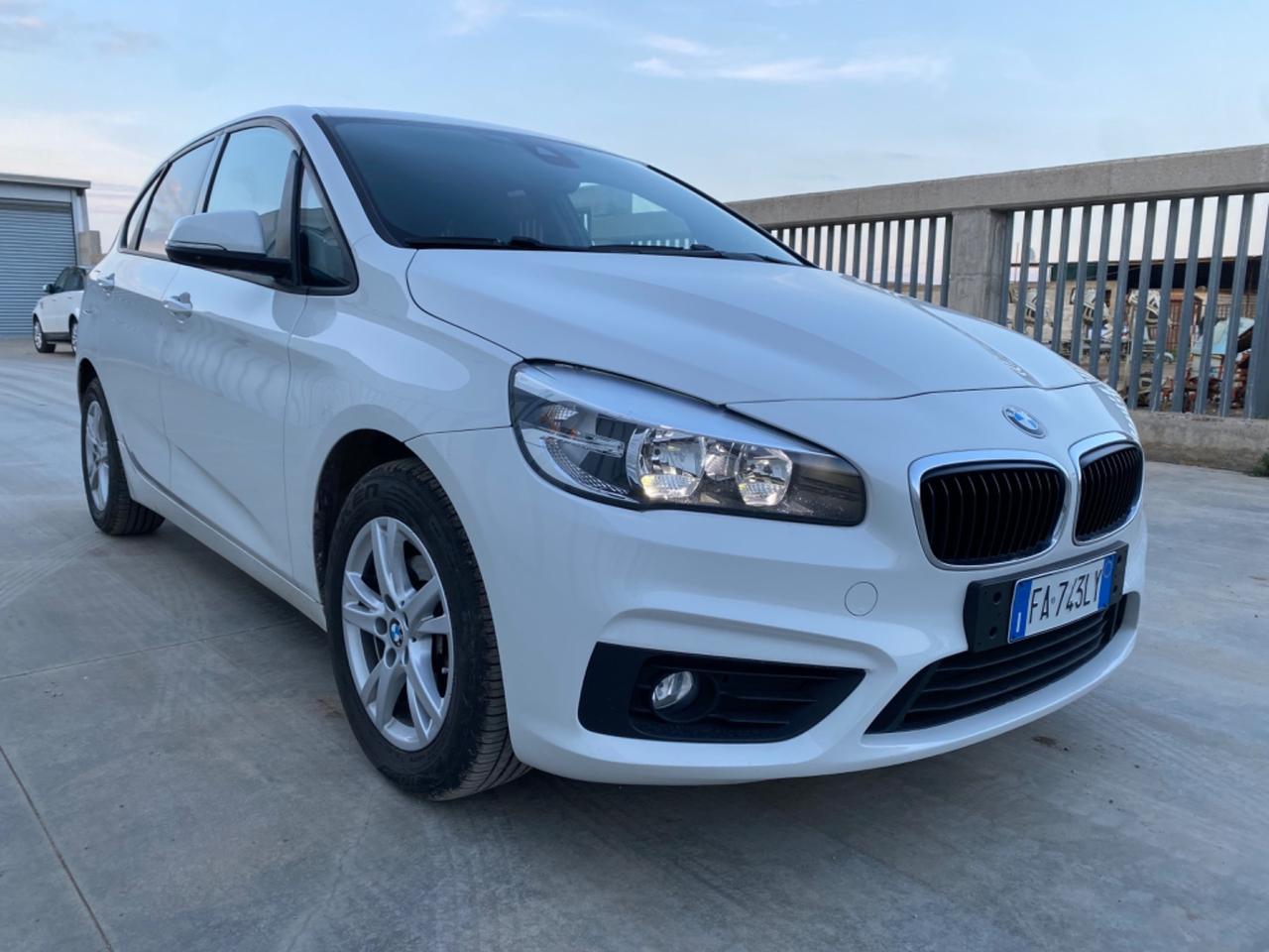 Bmw 2er Active Tourer 214d Avangarde