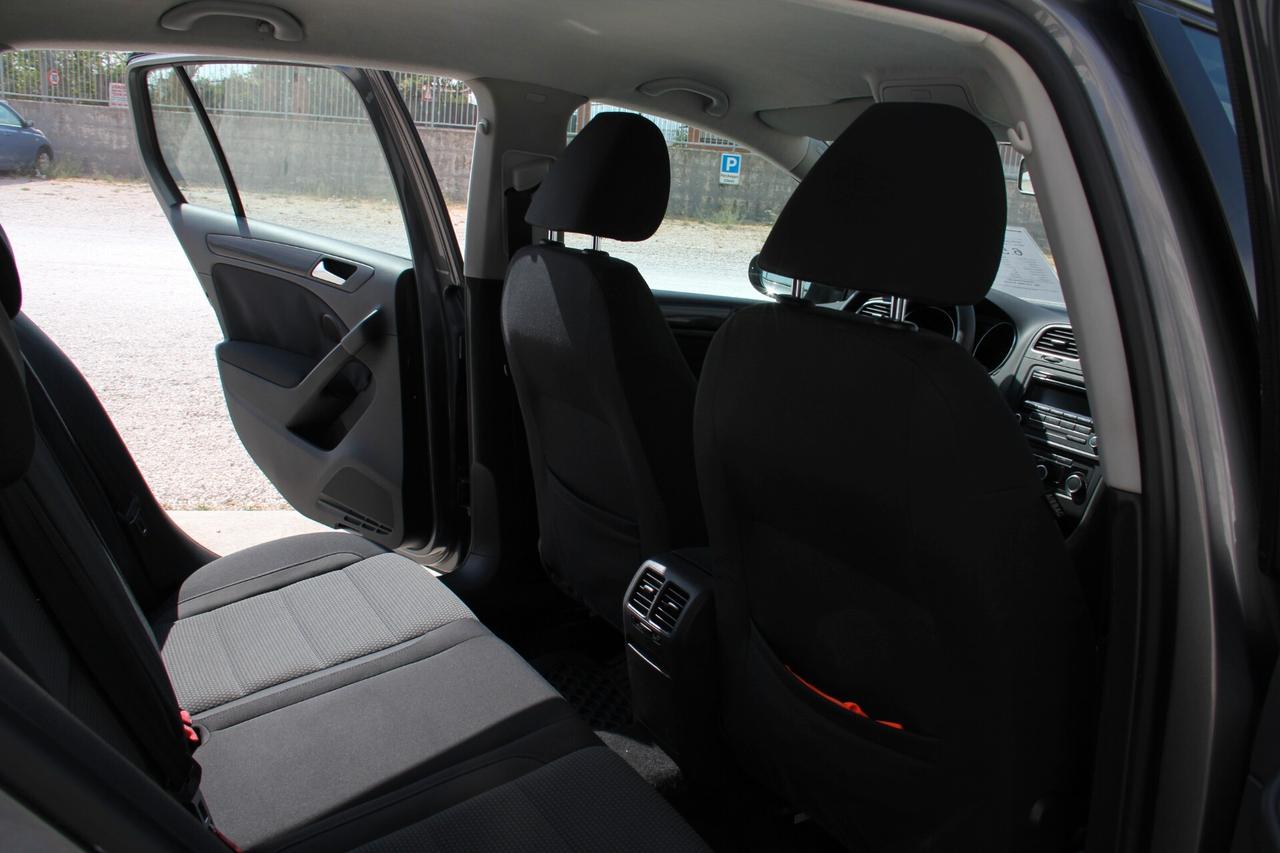 Volkswagen Golf 1.2 TSI 5p. Comfortline (77KW-105CV Neopatentati)