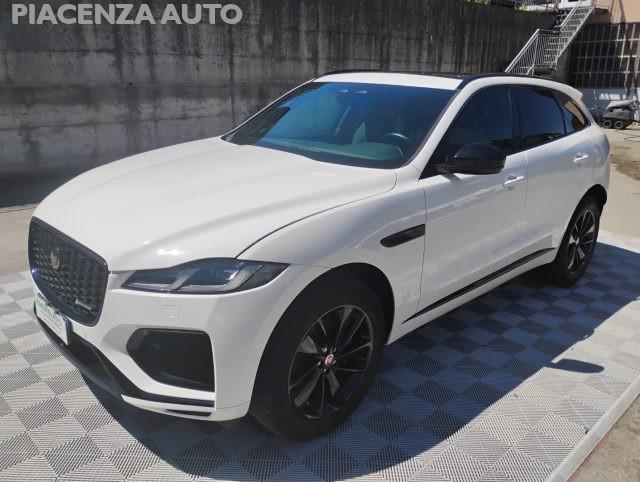 JAGUAR F-Pace 2.0 250 CV AWD aut. R-Dynamic Black.PANORAMA