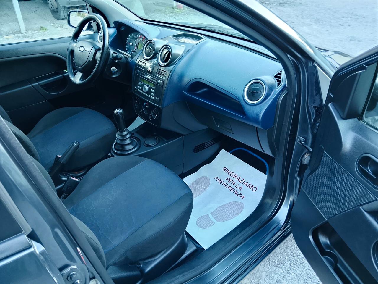 Ford Fiesta 1.2 16V 5p. Manutenzione completa