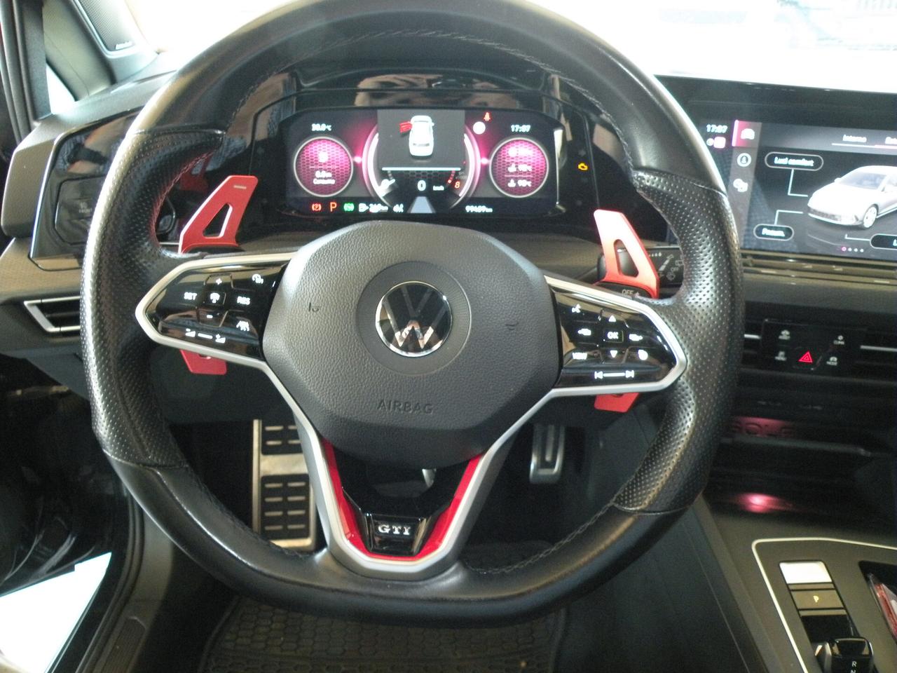 Volkswagen Golf GTI 2.0 TSI