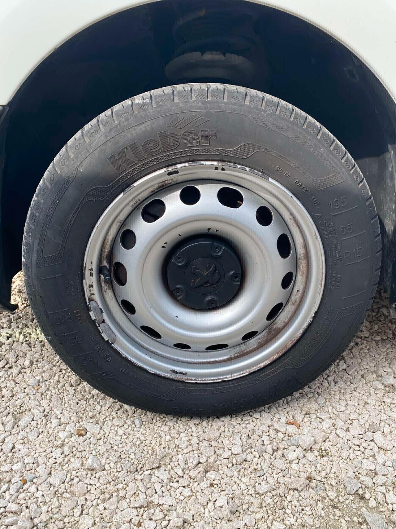 Peugeot Partner 1.6HDi 75cv Iva Inclusa