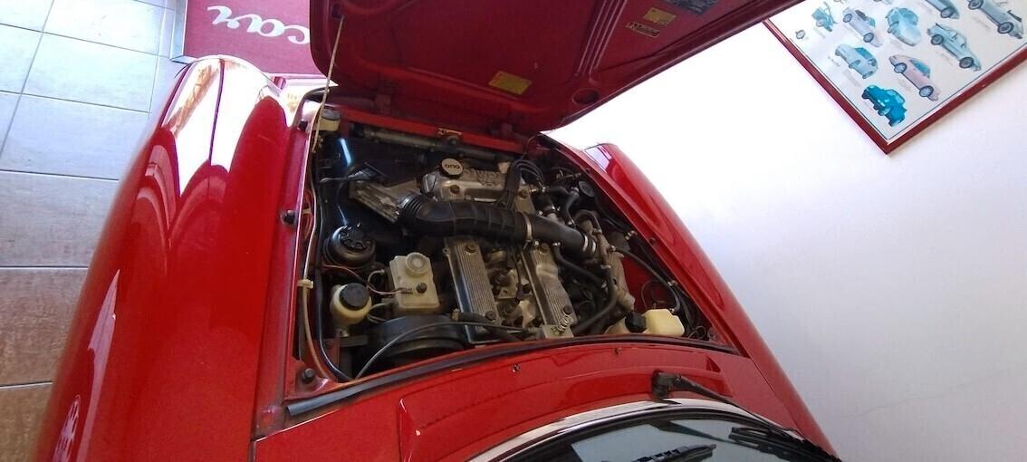 Alfa Romeo Spider 2.0i