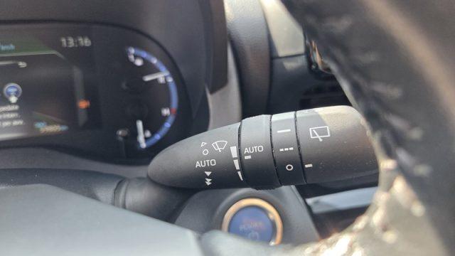 TOYOTA Yaris Cross 1.5 Hybrid 5p. E-CVT Trend PERMUTE OK NEOPAT.