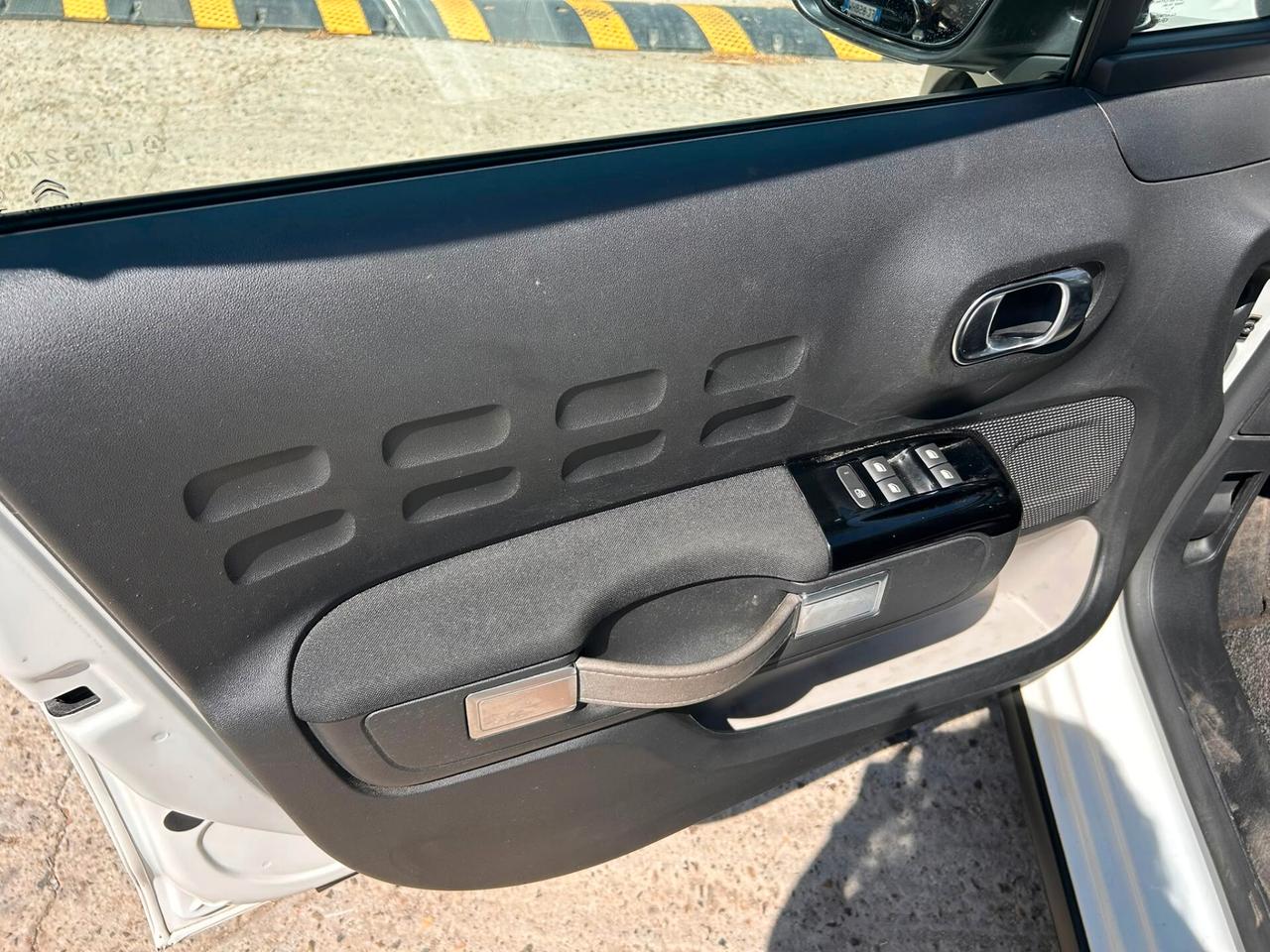 Citroen C3 PureTech 83 S&S Shine DISTRIBUZIONE