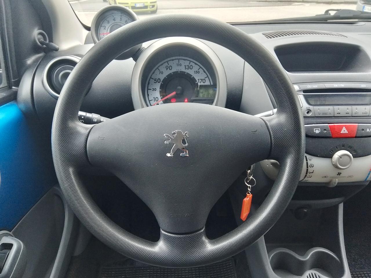 Peugeot 107 1.0 68CV 5p. Plaisir
