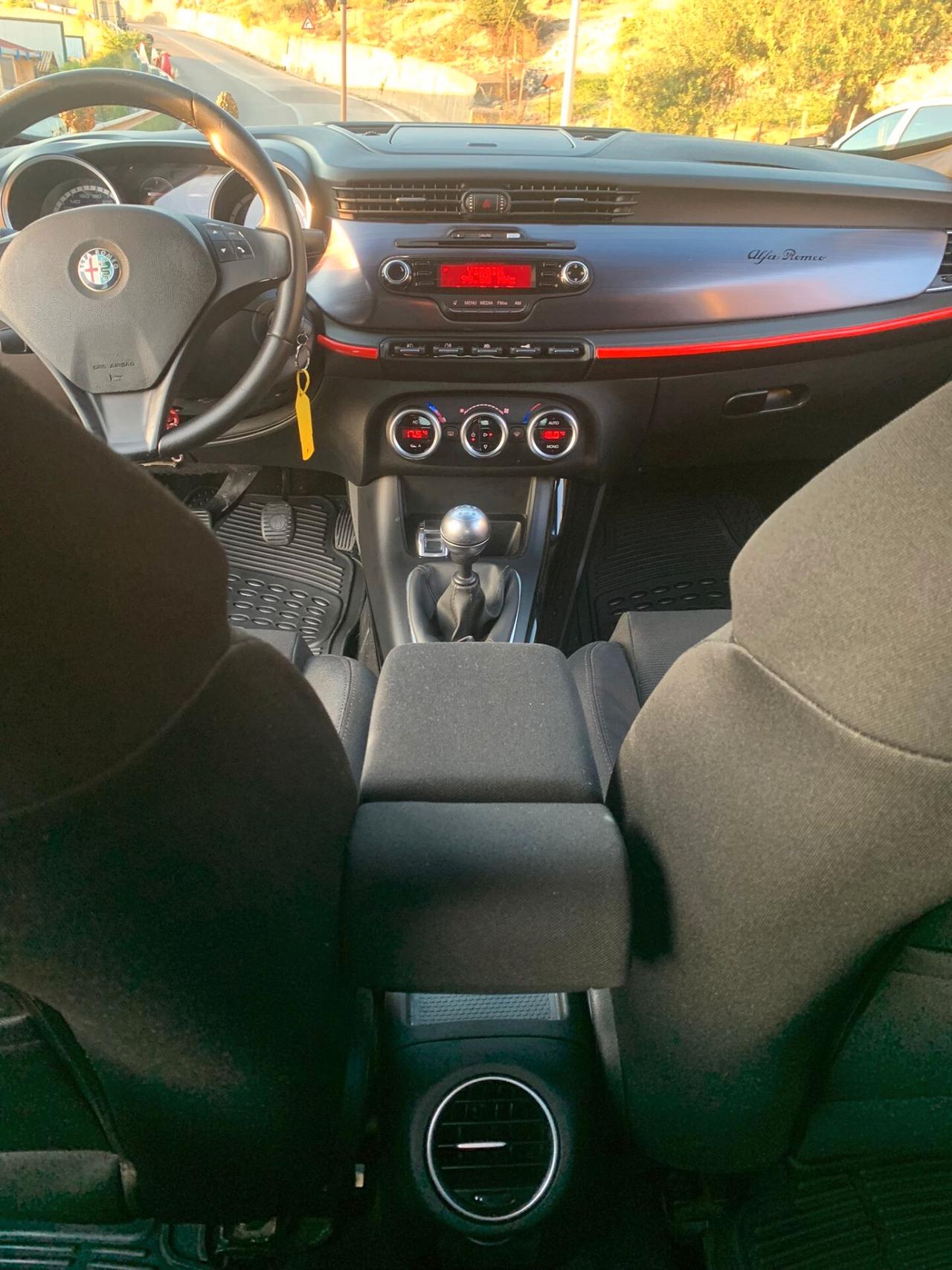 Alfa Romeo Giulietta 2.0 JTDm-2 140 CV Distinctive