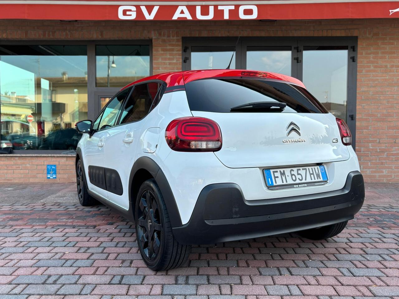 Citroen C3 PureTech 110 S&S Shine