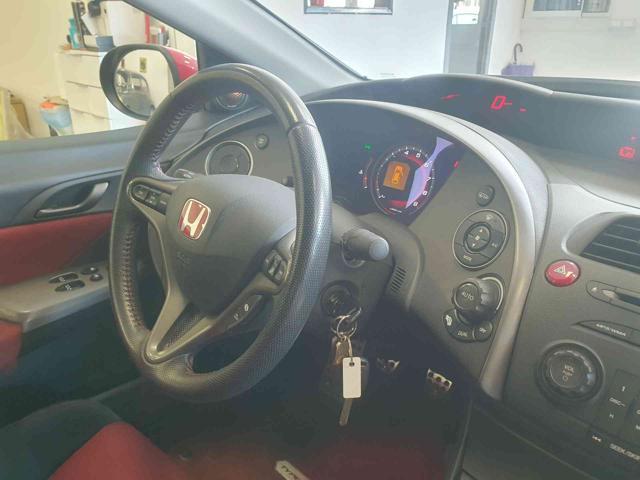 HONDA Civic 2.0 i-VTEC 3p. Type R UNICOPROPRIETARIO!!!!