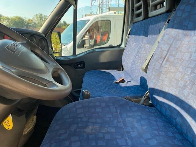 Iveco Daily 35S12V 2.3 Hpi TDI PC-TN Furgone L