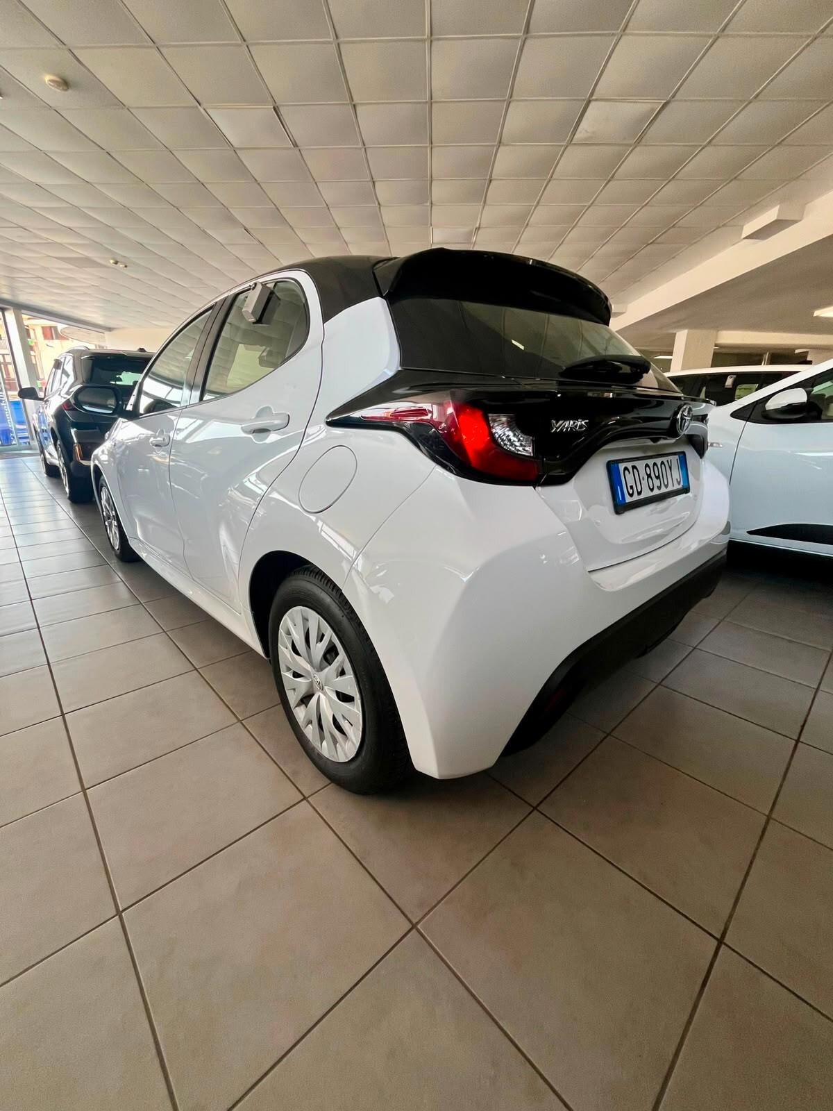 Toyota Yaris 1.5 Hybrid 5 porte Business
