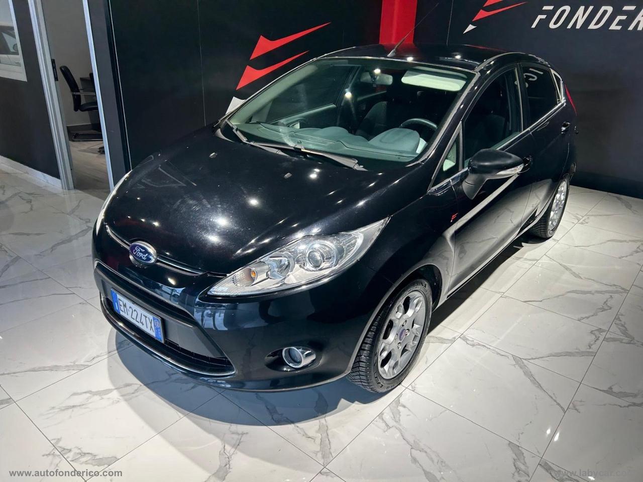 FORD Fiesta 1.4 GPL 5p. Titanium