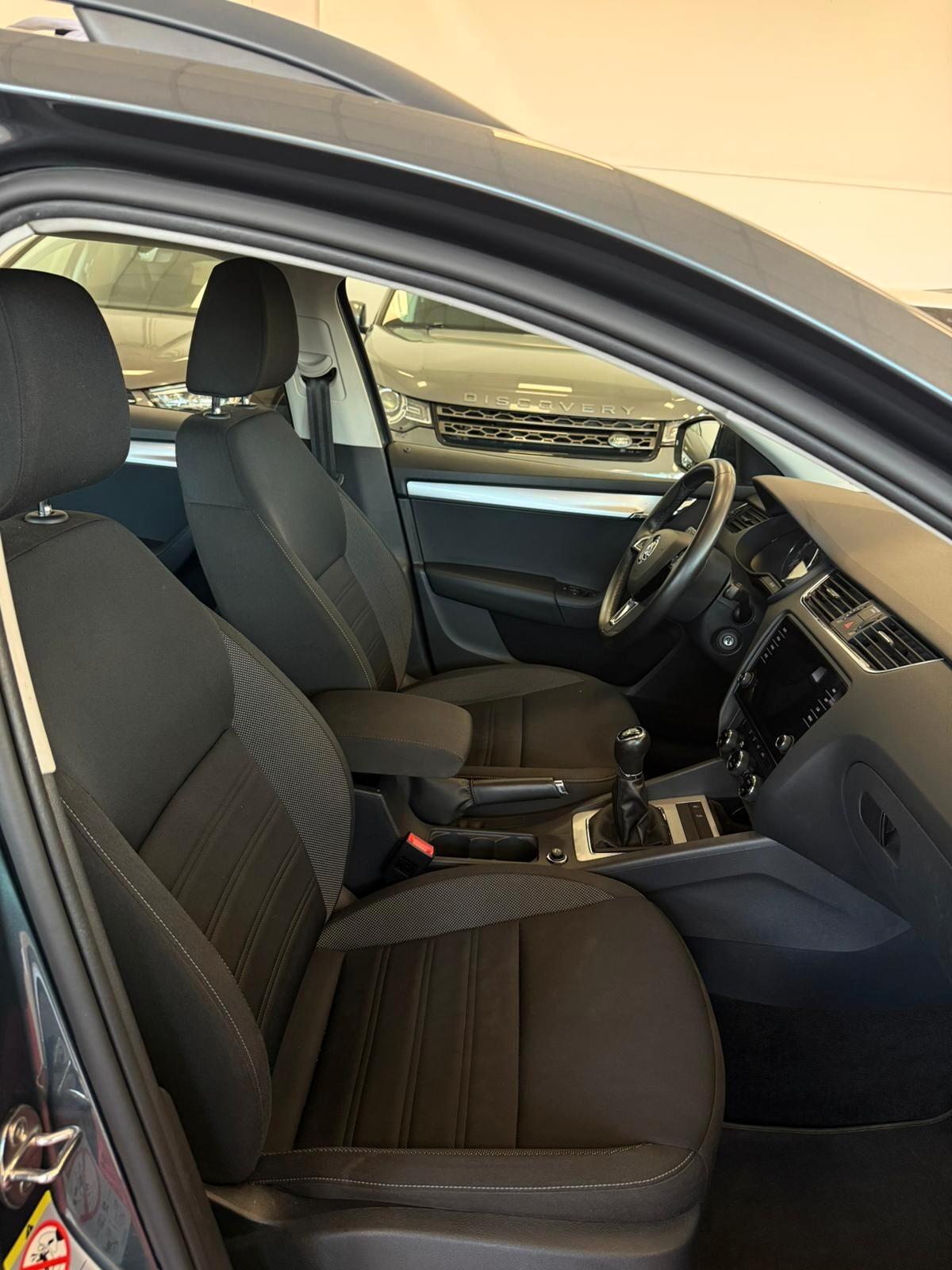 Skoda Octavia 1.6 TDI SCR 115 CV Wagon Executive