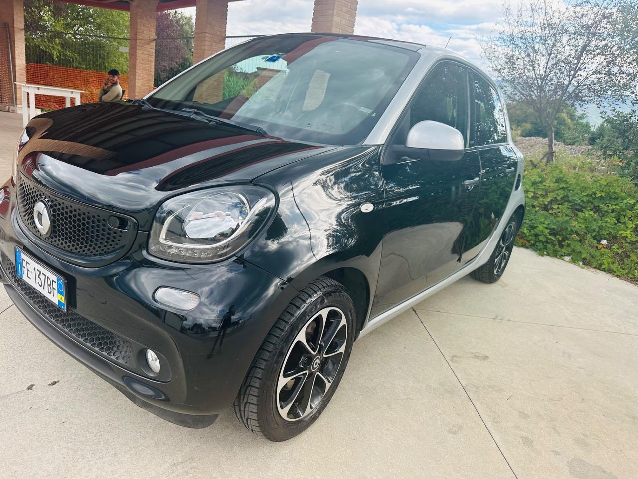 Smart ForFour 1.0