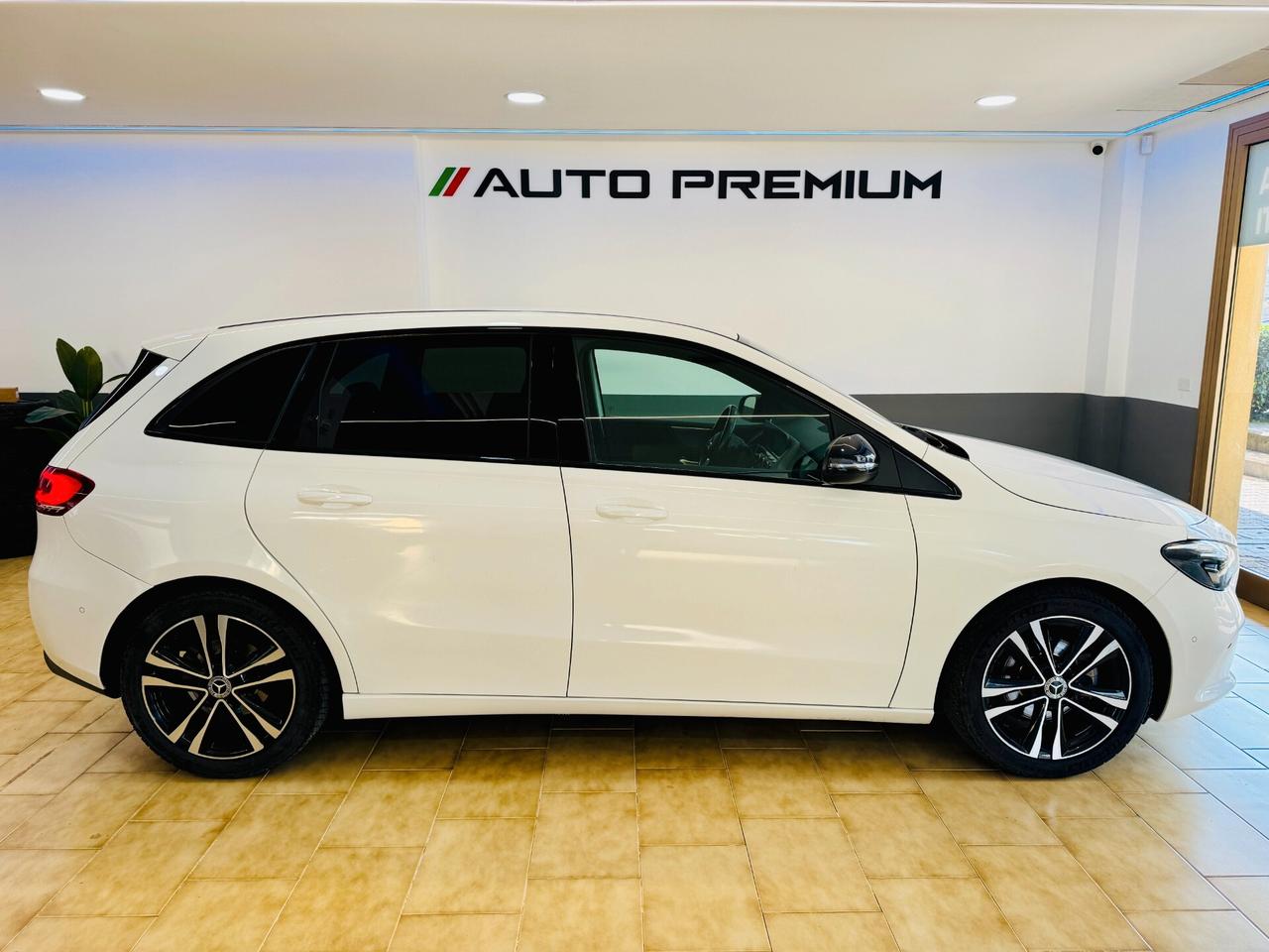 Mercedes B 180d Autom. LED/Display PRO/RetroCam/Premium