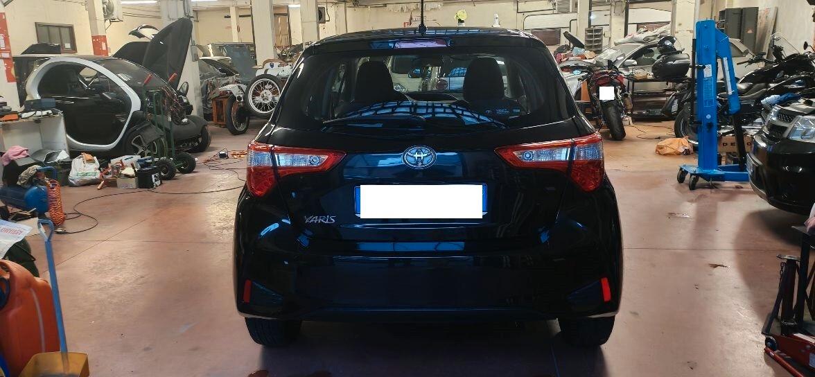 Toyota Yaris 1.0 5 porte Active