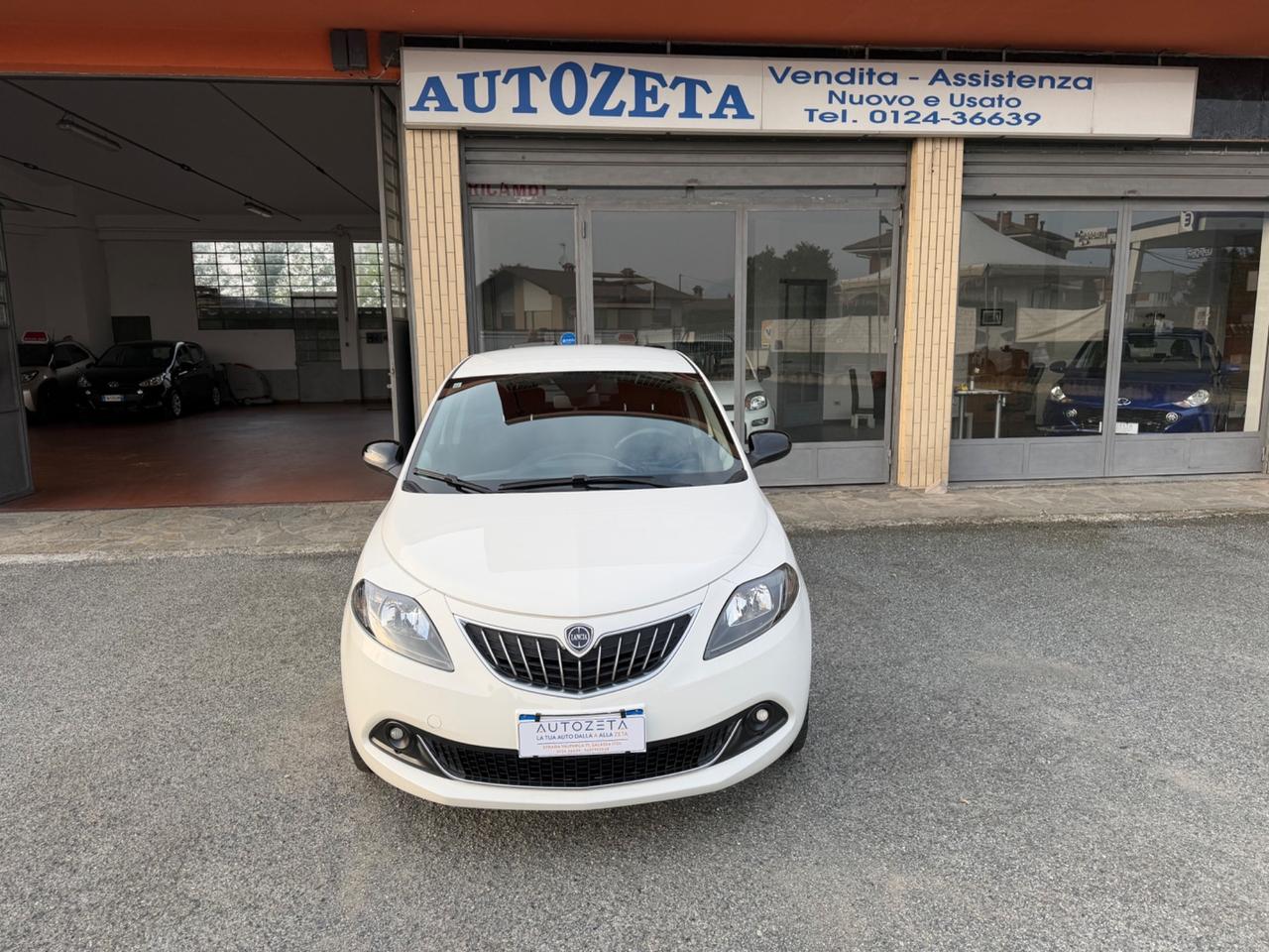 Lancia Ypsilon 1.0 5 porte Hybrid Gold