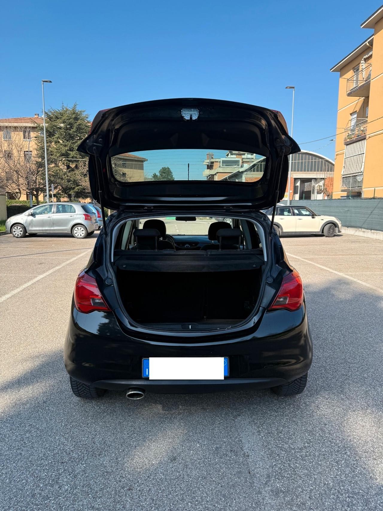 Opel Corsa 1.4 Gpl - NEOPATENTATI - 12 MESI DI GARANZIA -