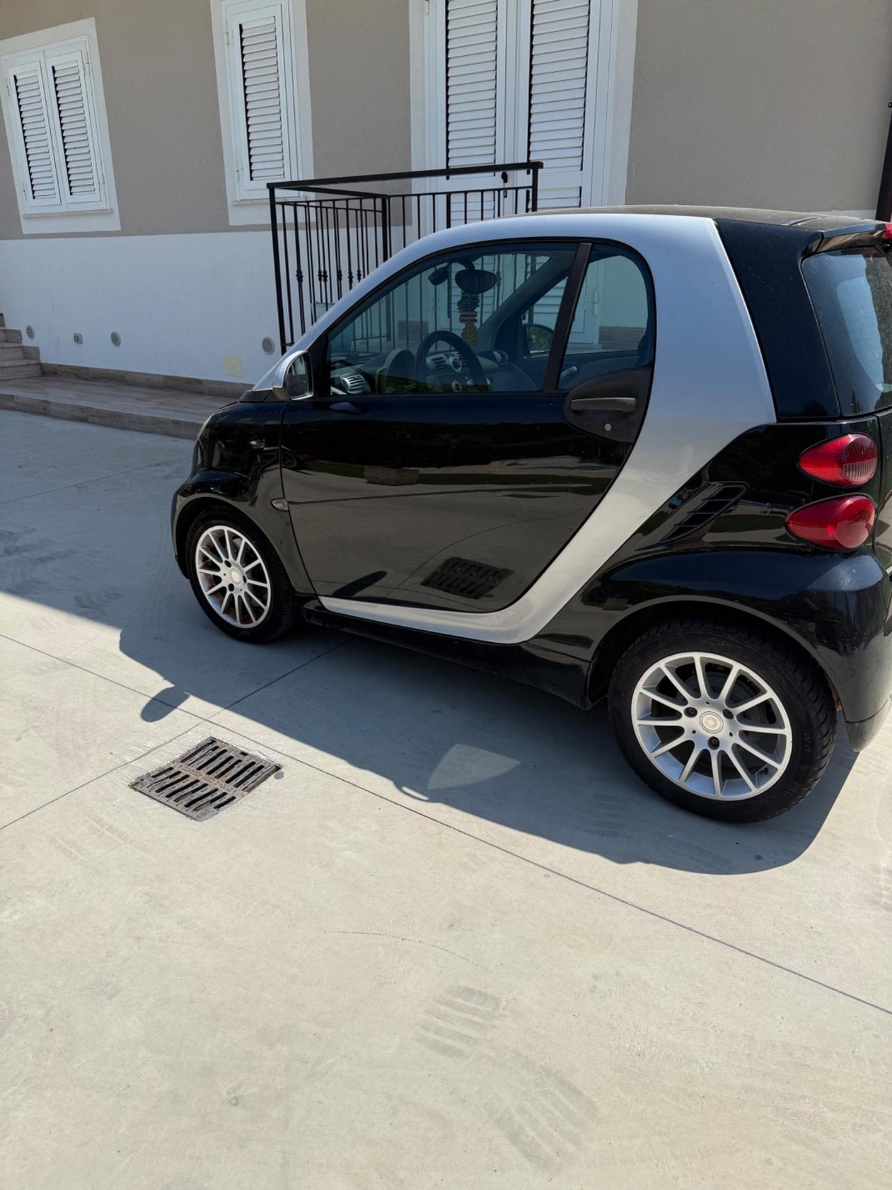 Smart ForTwo 1000 52 kW coupé pure