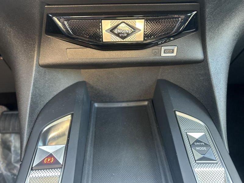 DS DS 3 Crossback 130cv EAT8 Performance Line PARI AL NUOVO