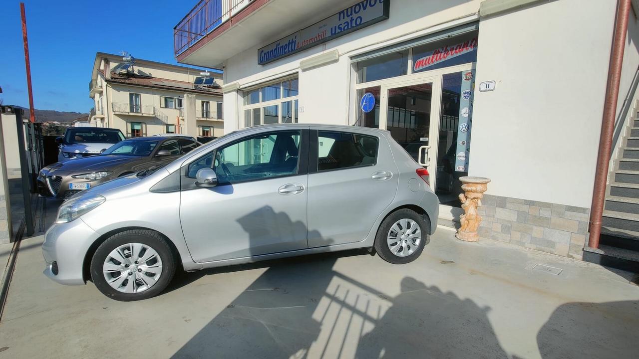 Toyota Yaris 1.4 D-4D Lounge anno 2013