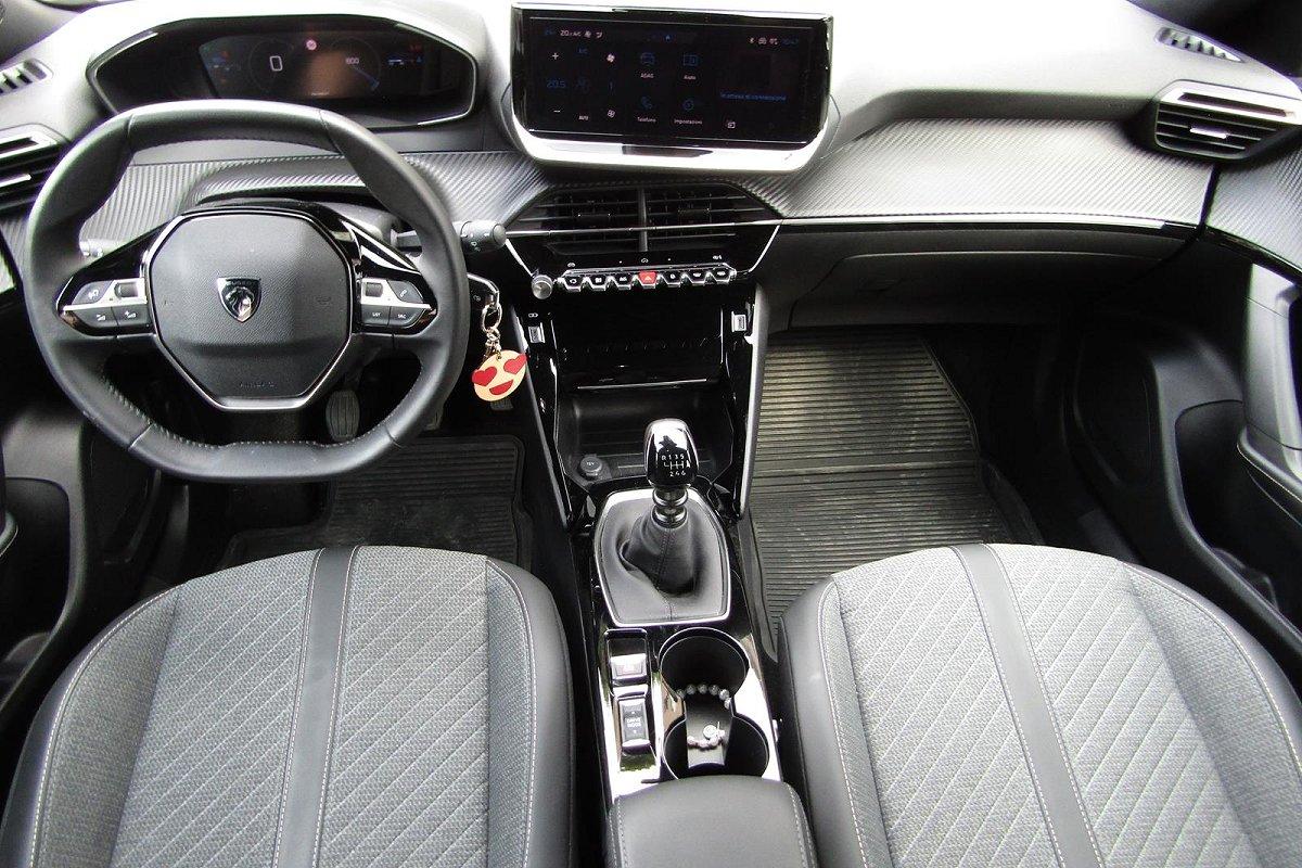 PEUGEOT 2008 PureTech 100 S&S Allure
