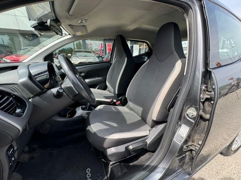 Toyota Aygo Connect 1.0 VVT-i 72 CV 5 porte x-fun