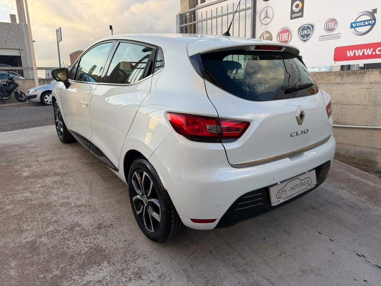Renault Clio dCi 8V 75CV Energy Zen Fari Led
