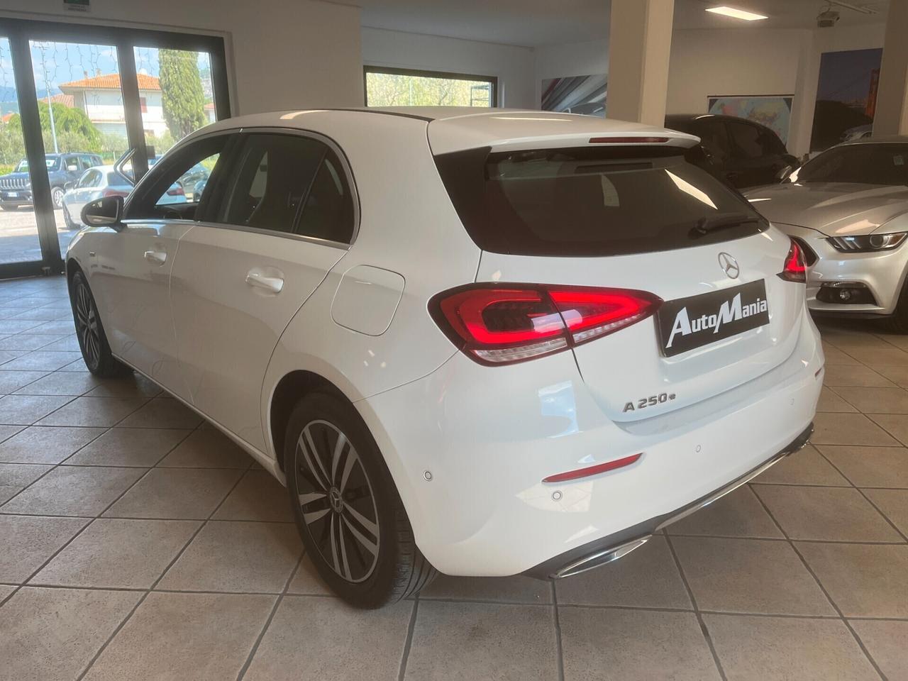 Mercedes-benz A 250 e Automatic EQ-Power Sport
