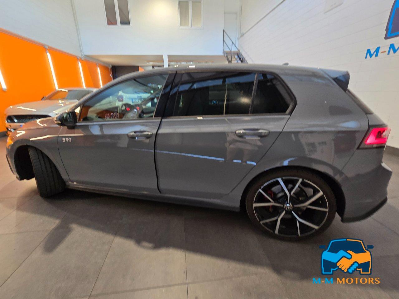 Volkswagen Golf 2.0 tsi GTI 265cv dsg