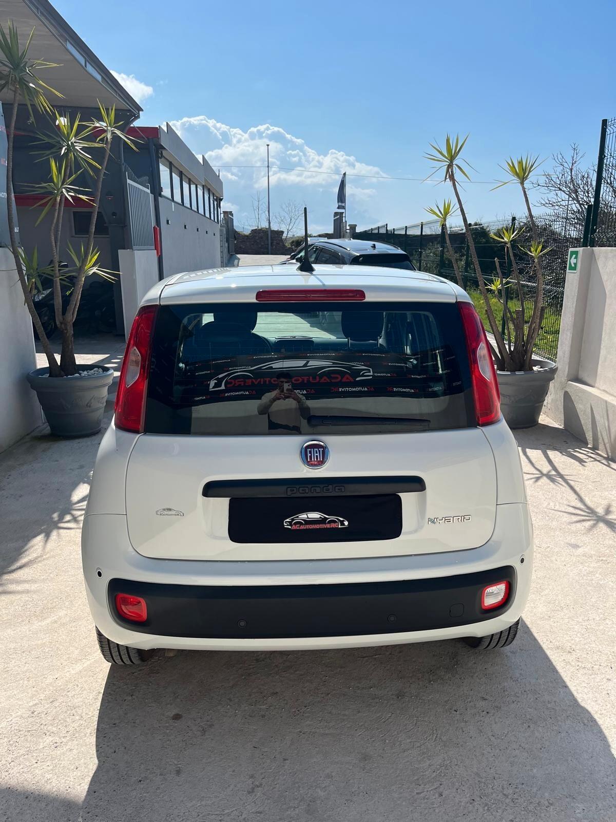 Fiat Panda 1.0 FireFly S&S Hybrid Pandina