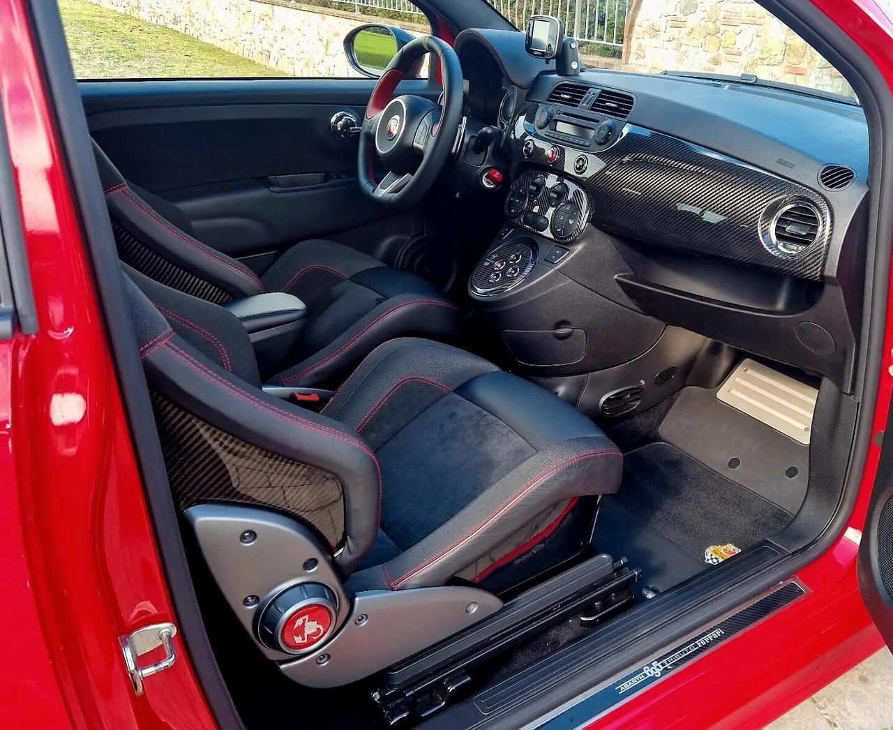 Abarth 695 Tributo ferrari