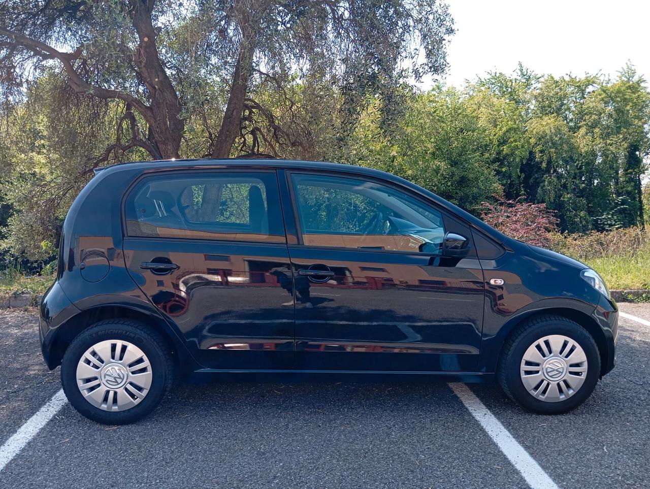 Volkswagen up! 1.0 5p. move finanziabile permute