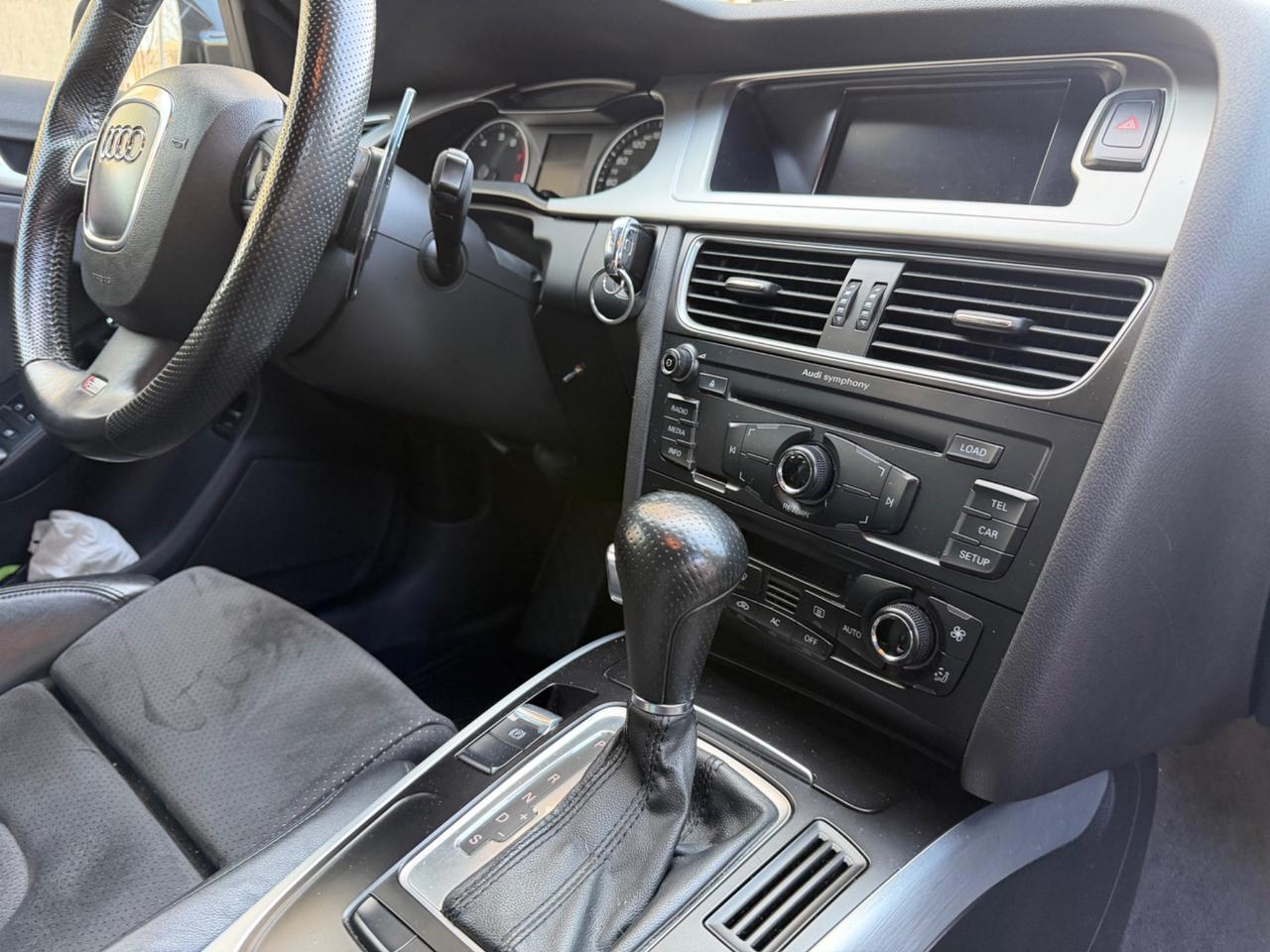 Audi A4 Avant 2.0 TFSI 211CV quattro S-Line