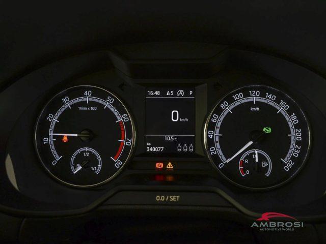 SKODA Octavia 1.5 DSG Wagon Executive G-Tec - PER OPERATORI DEL