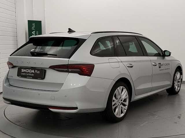 SKODA Octavia 2.0 TDI 150 CV DSG Wagon Executive