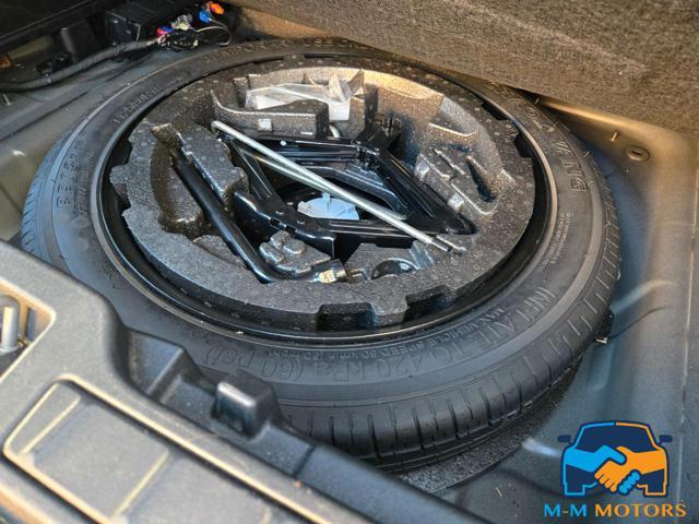 VOLVO XC40 D4 AWD Geartronic Momentum