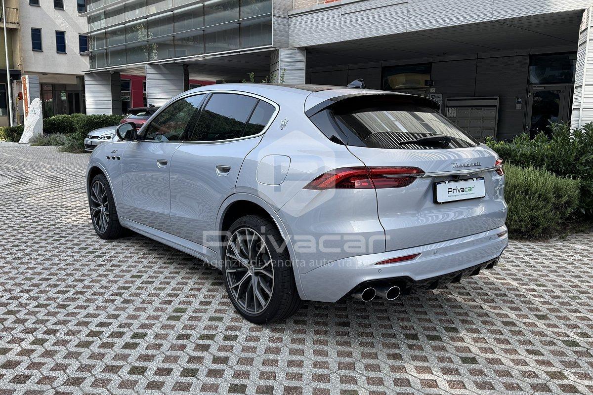 MASERATI Grecale MHEV 300 CV AWD GT