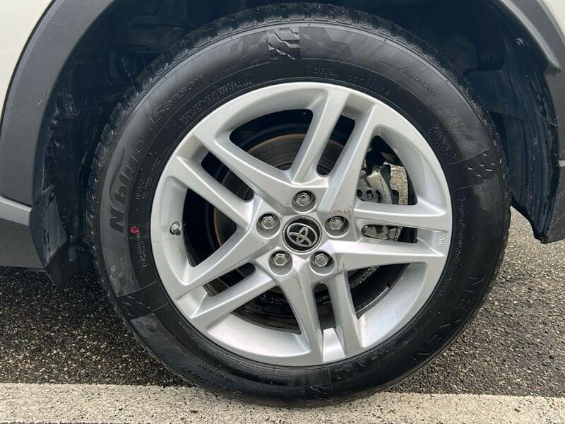 Toyota C-HR C-HR 1.8 Hybrid E-CVT Active