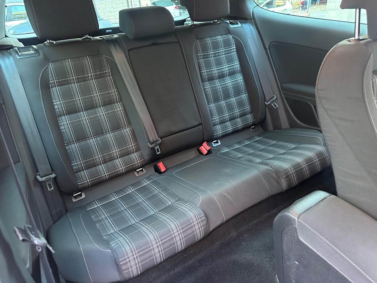 Volkswagen Golf 2.0 GTD 170CV DPF 3 P