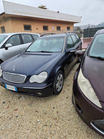 Mercedes-benz C 220 anno 2001