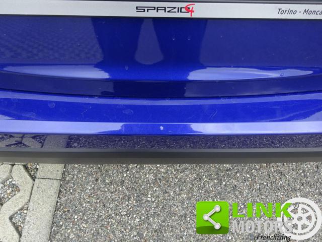 TOYOTA Yaris 1.5 Hybrid 5 porte Trend neopatentati