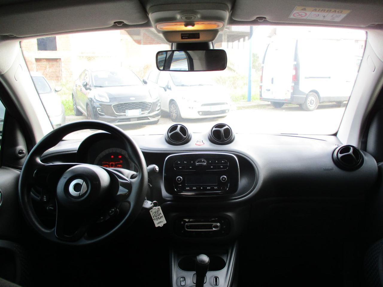 SMART FORTWO 70 1.0 twinamic Youngster
