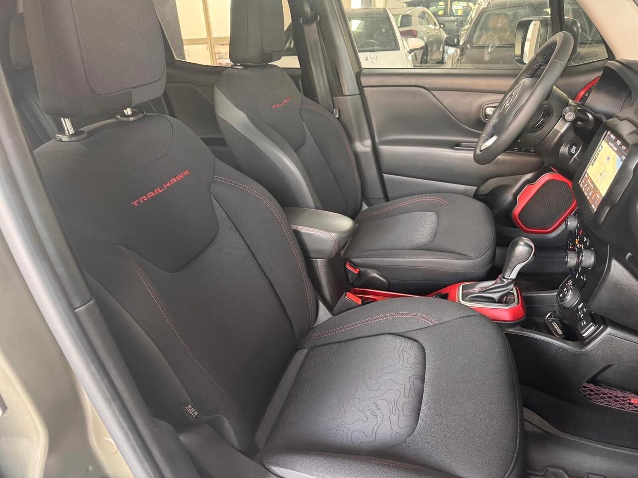 Jeep Renegade 2.0 Mjt 170CV 4WD Active Drive Low Trailhawk