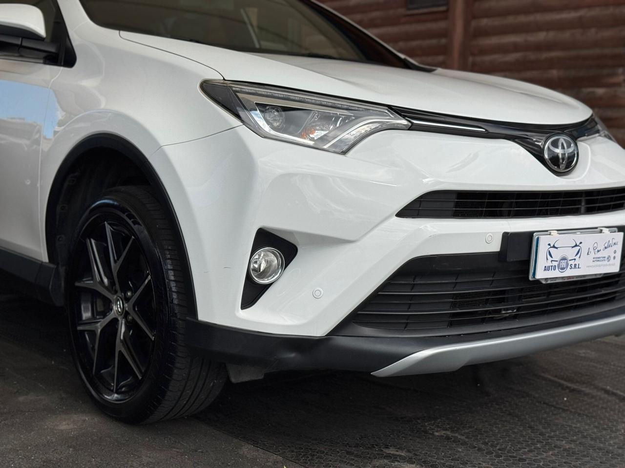 Toyota RAV 4 RAV4 2.0 D-4D 2WD Lounge