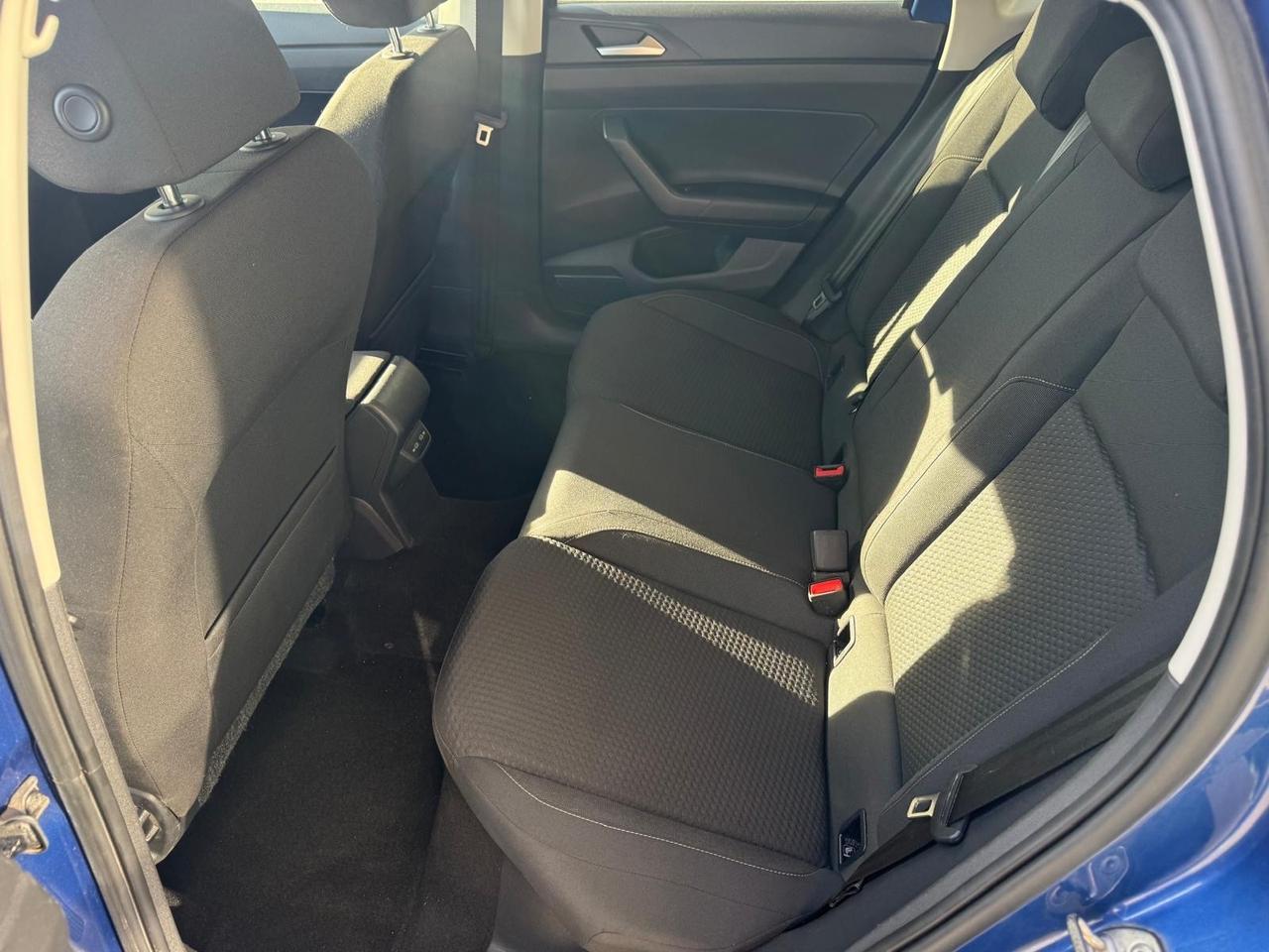 Volkswagen Polo 1.0 TSI DSG R-Line